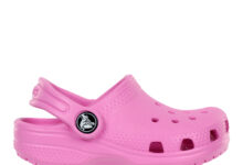 Photo of Летний комфорт и стиль с детскими сандалиями Crocs