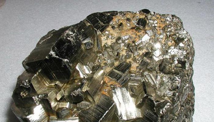 Classification et brèves caractéristiques des minéraux
