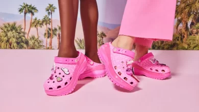 Photo of Яркие и стильные повседневные образы с детскими сандалиями Crocs